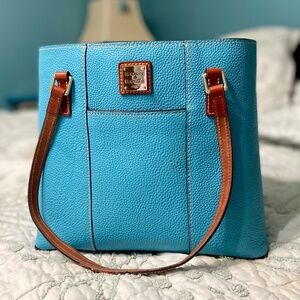 Dooney & Bourke shoulder bag